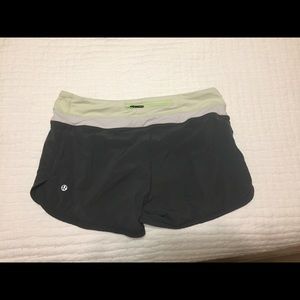 lulu lemon size 6 shorts